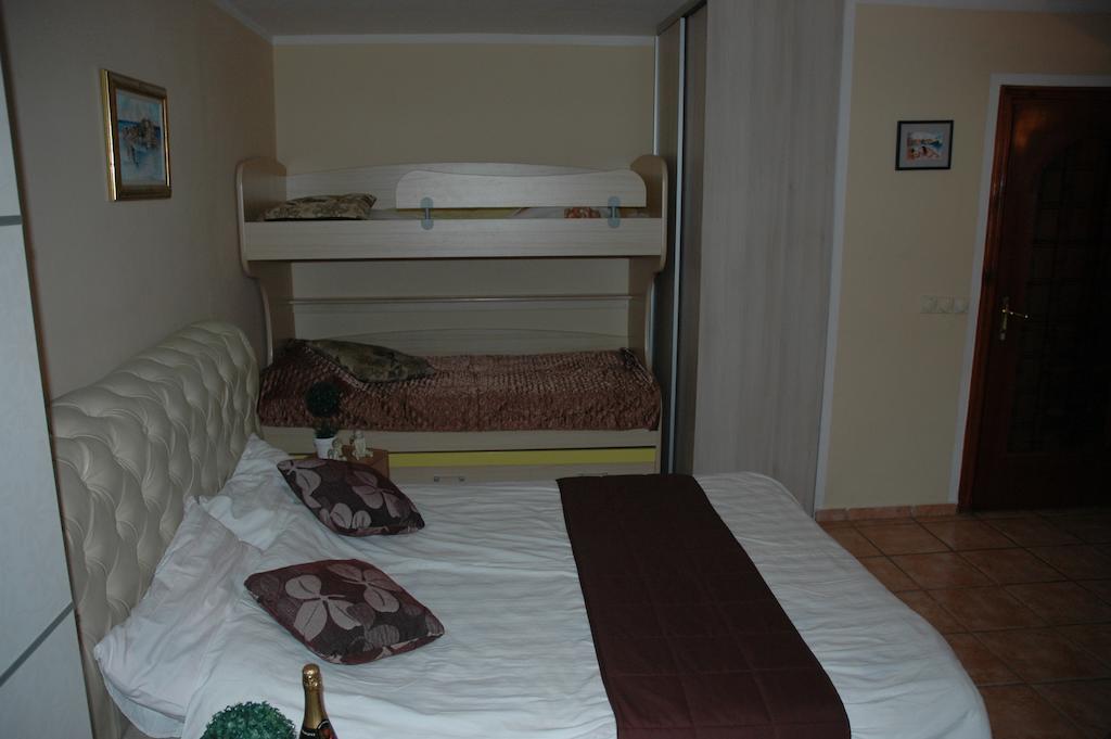 Guest House Maja Novi Sad Camera foto