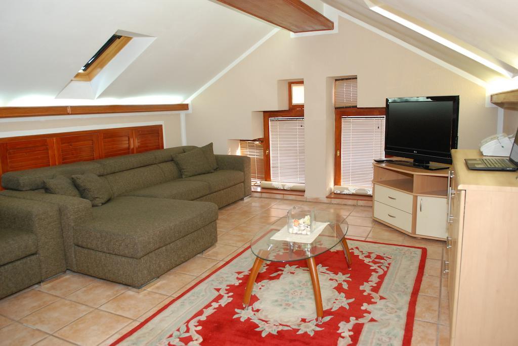 Guest House Maja Novi Sad Camera foto